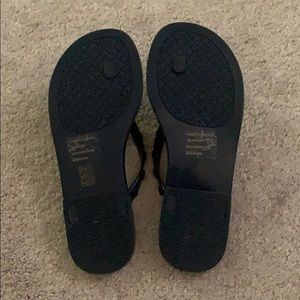 Tory Burch Shoes - Tory flip flops Tory Burch Shoes - Tory flip flops